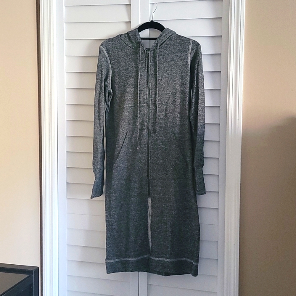 Gently Used Freeloader Zipper Sweater Dress